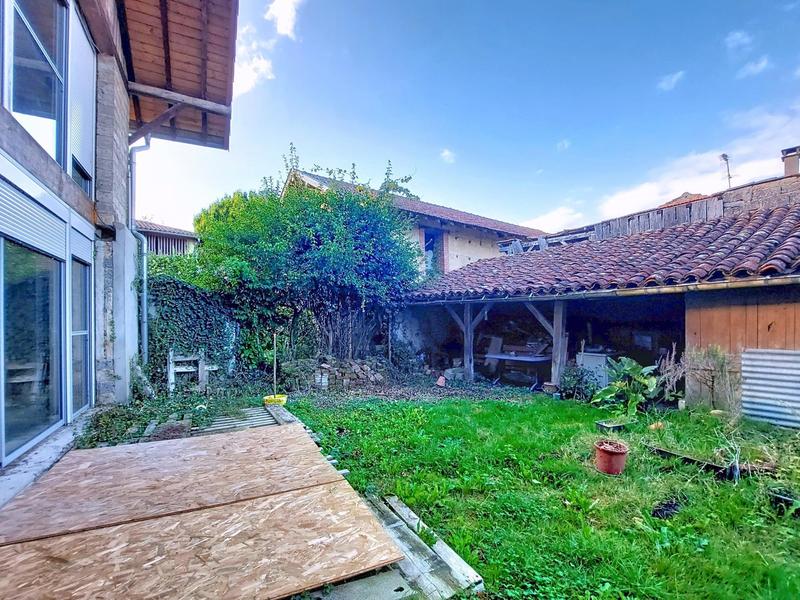 Maison - 140 m² - 4 pièces