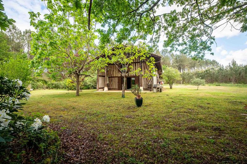 Maison - 180 m² - 6 pièces