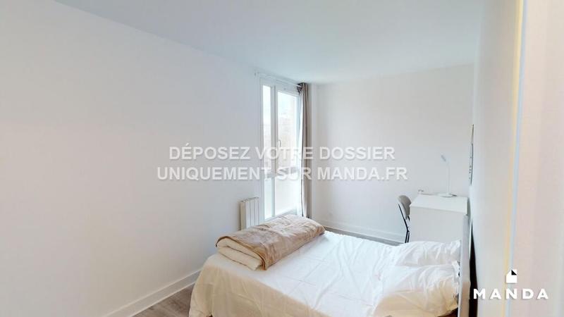 Chambre - 78 m² - 5 pièces