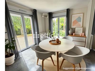 Maison - 164 m² - 8 pièces