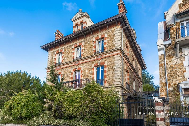 Appartement - 106 m² - 4 pièces