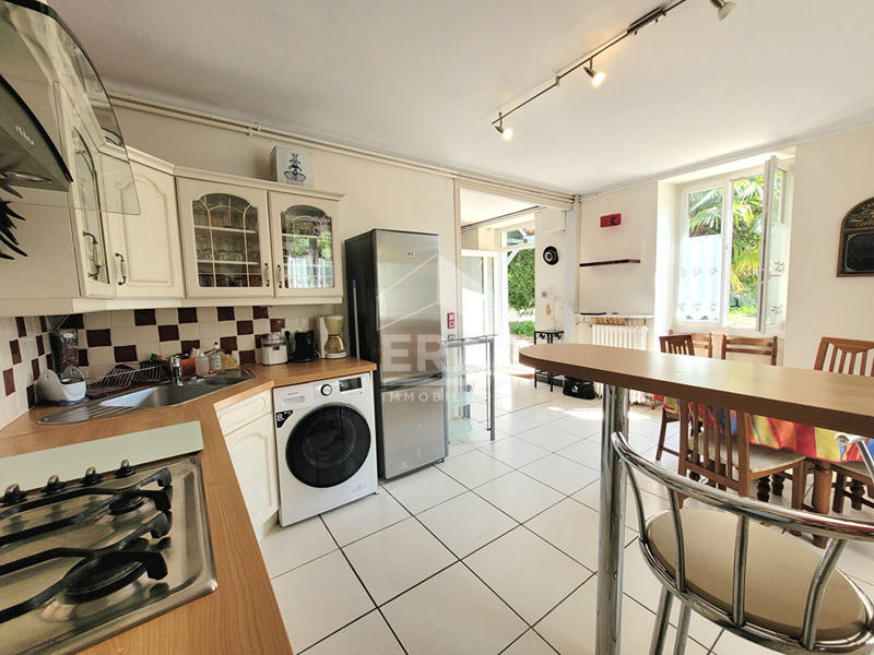 Maison - 97 m² - 4 pièces