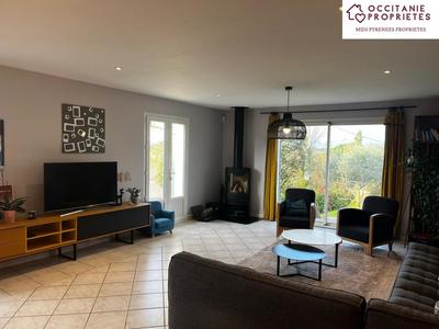 Villa - 270 m² - 8 pièces