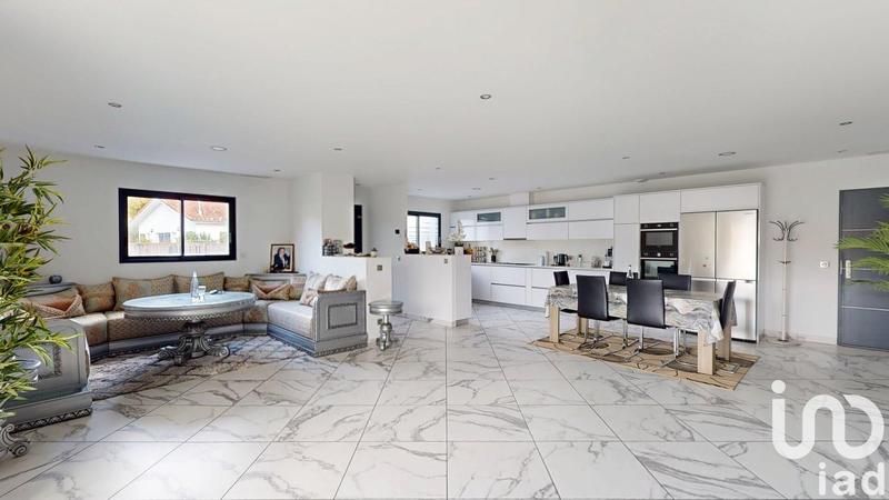 Maison - 149 m² - 6 pièces