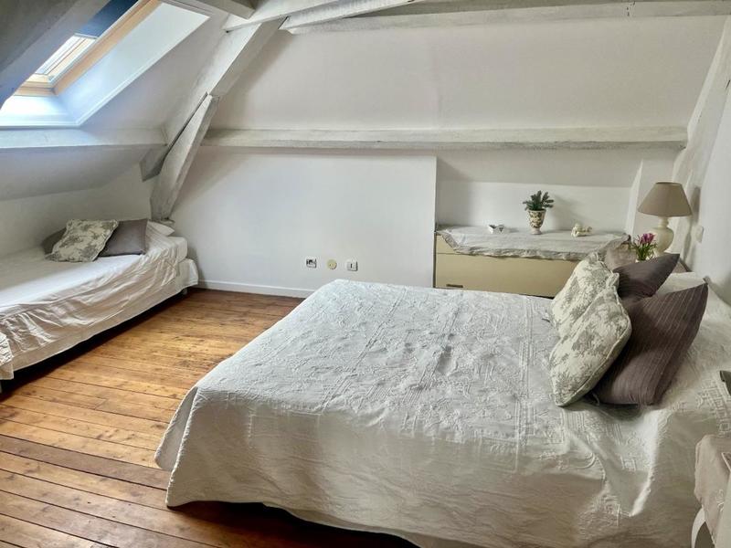 Maison bourgeoise - 240 m² - 7 pièces