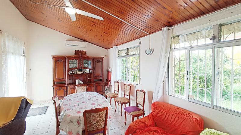 Maison - 174 m² - 5 pièces