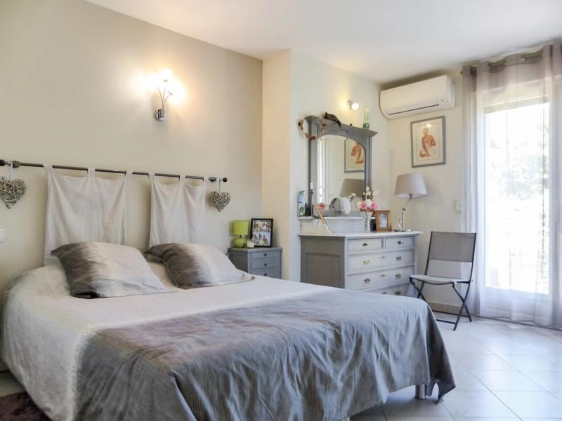 Maison - 229 m² - 9 pièces