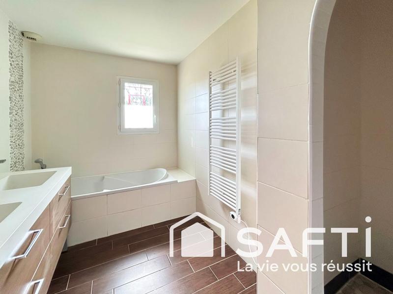 Maison - 120 m² - 4 pièces