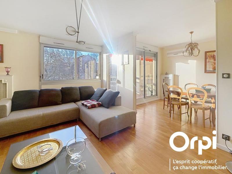 Appartement - 108 m² - 4 pièces