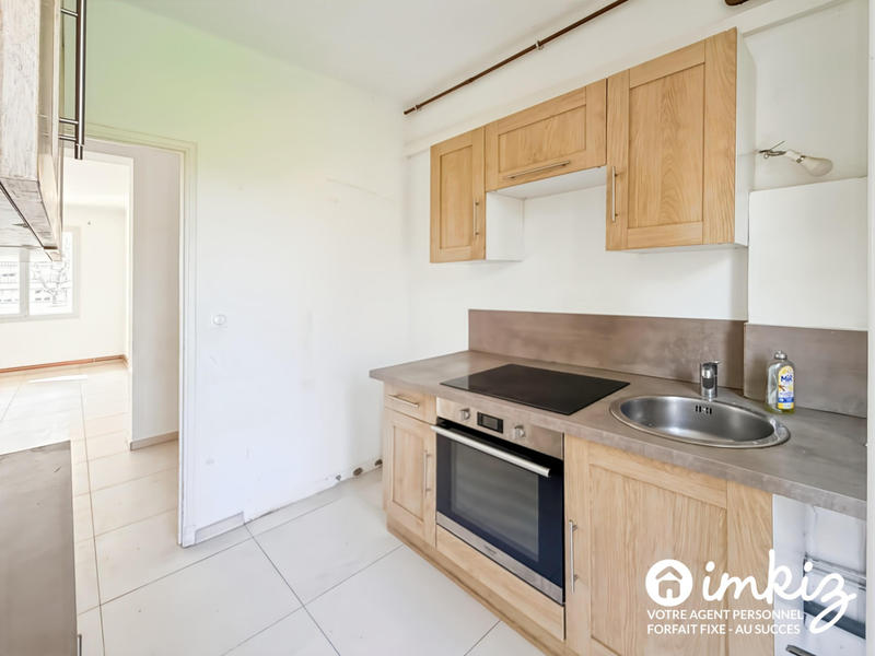 Appartement - 65 m² - 4 pièces