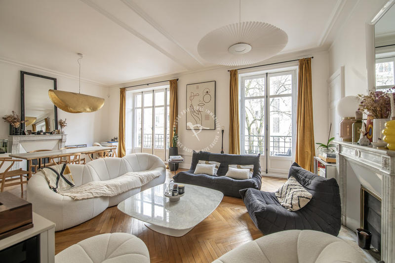 Appartement - 120 m² - 4 pièces