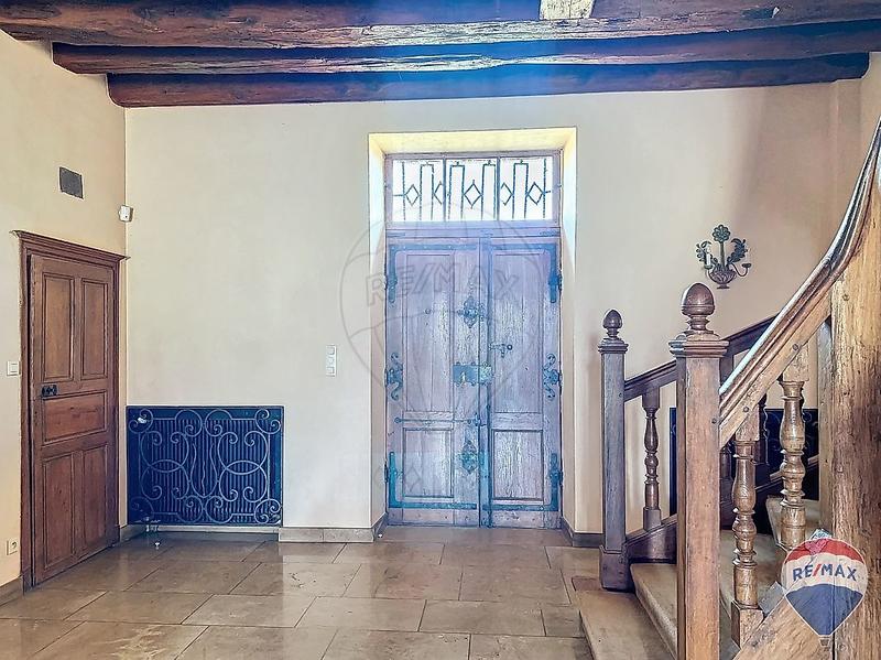 Demeure - 530 m² - 11 pièces