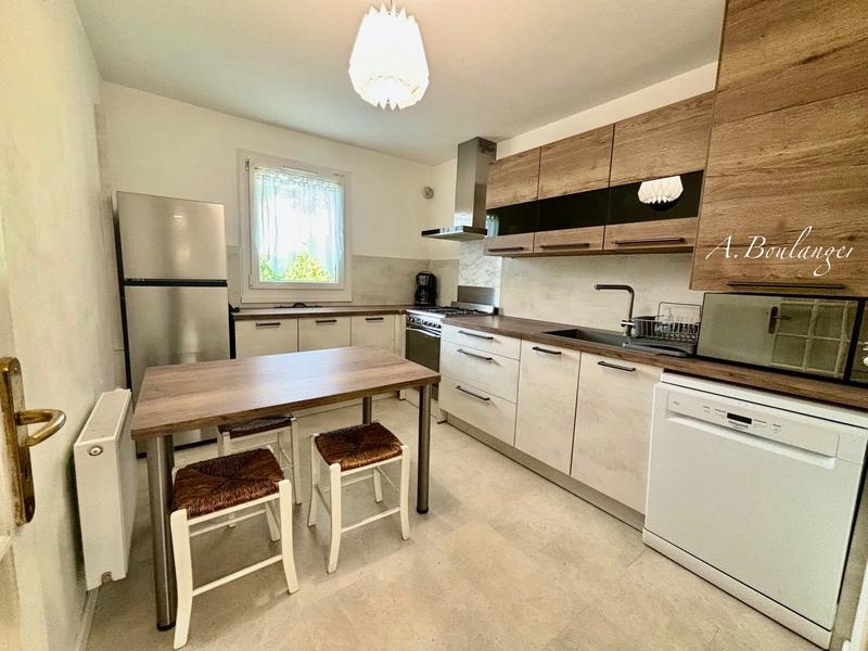 Maison - 102 m² - 5 pièces