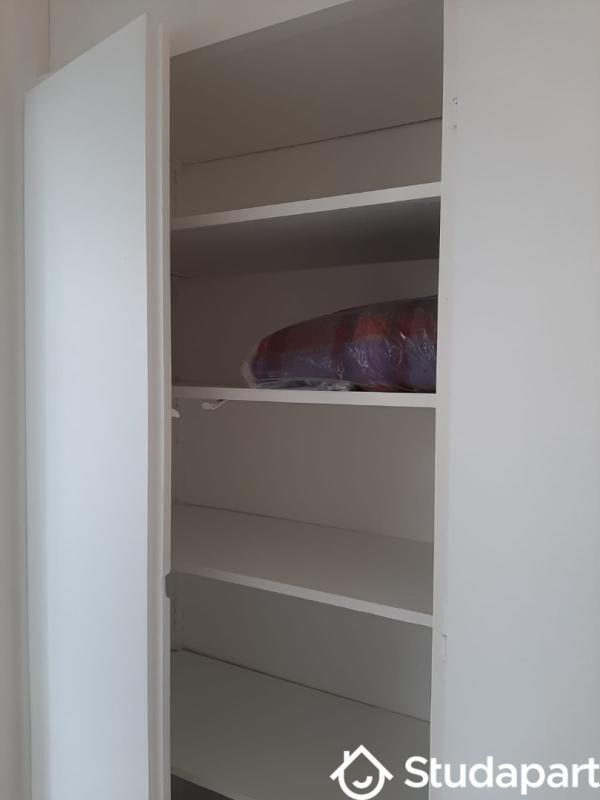 Chambre - 9 m² - 1 pièce