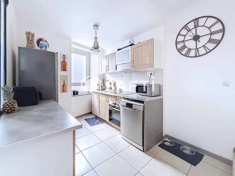 Maison - 95 m² - 4 pièces