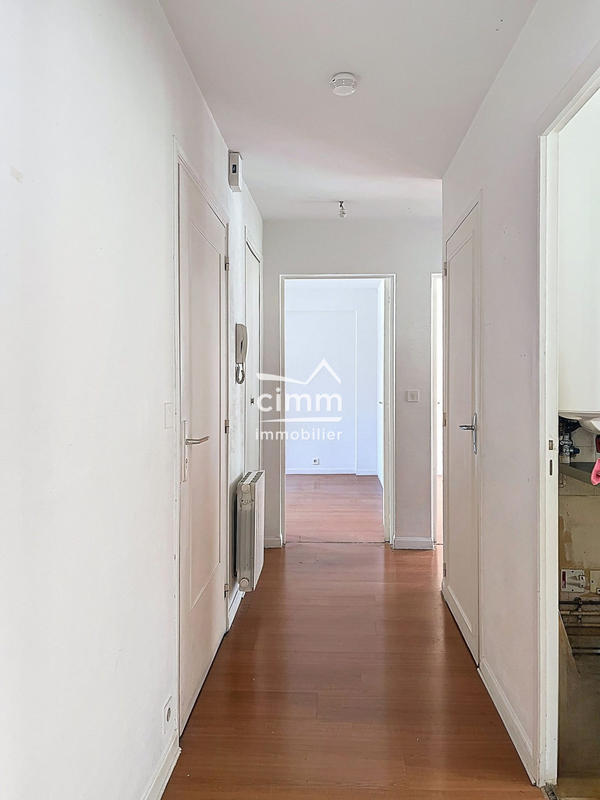 Appartement - 70 m² - 3 pièces