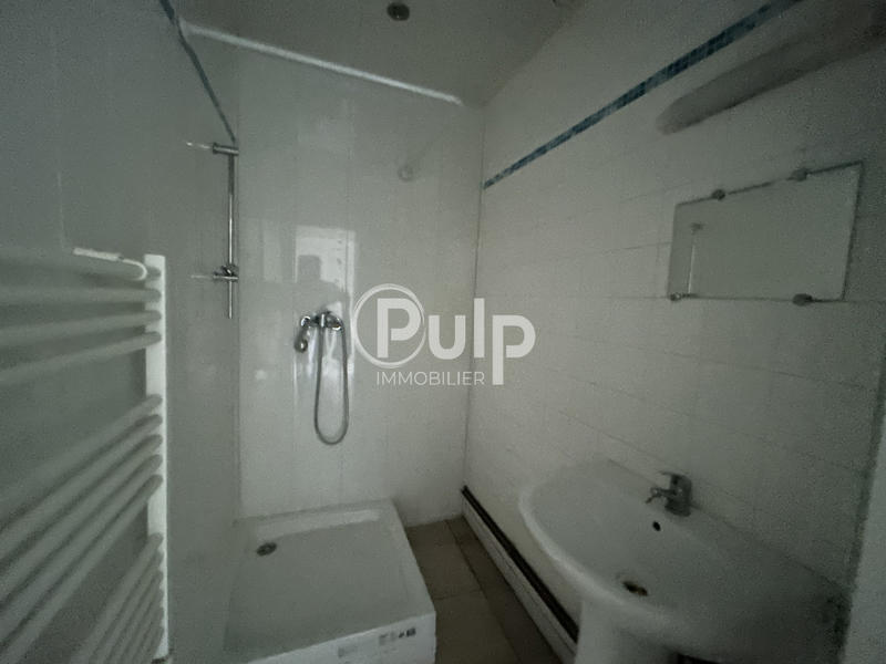 Immeuble - 199 m² - 12 pièces