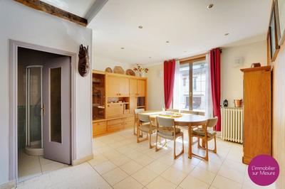 Maison - 120 m² - 4 pièces