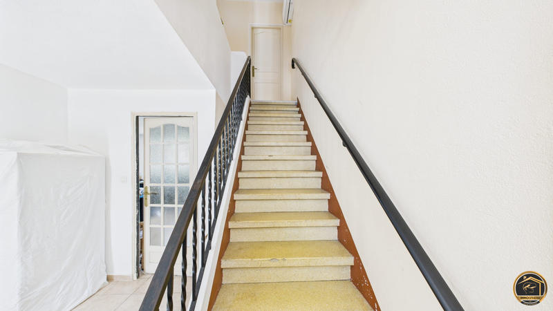 Maison traditionnelle - 160 m² - 6 pièces