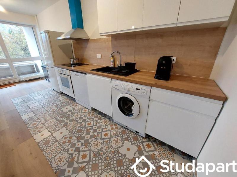 Chambre - 13 m² - 1 pièce