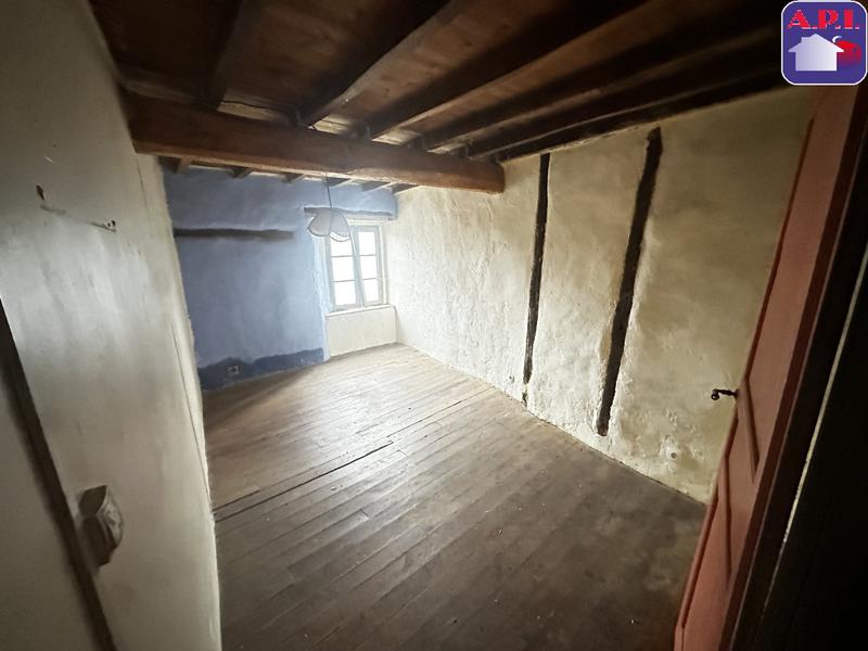 Maison - 216 m² - 8 pièces