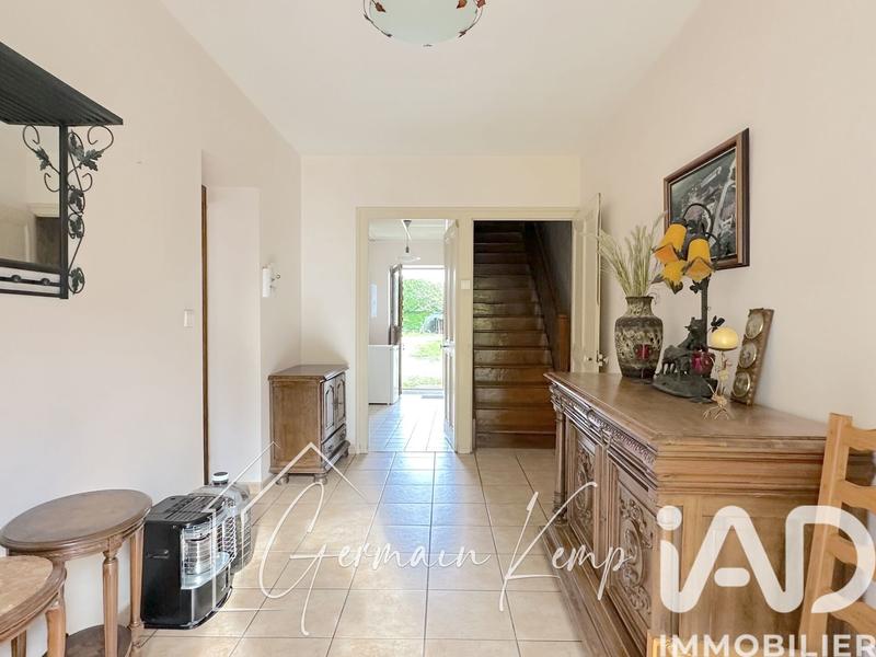 Maison - 250 m² - 9 pièces