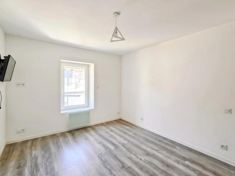 Maison de village - 225 m² - 5 pièces