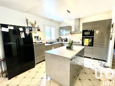 Maison - 104 m² - 5 pièces