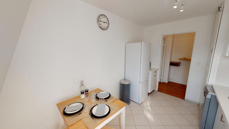 Chambre - 16 m² - 4 pièces