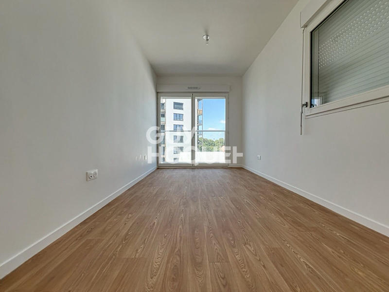 Appartement - 102 m² - 5 pièces