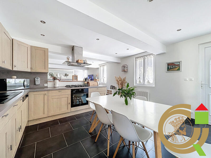 Maison - 130 m² - 5 pièces