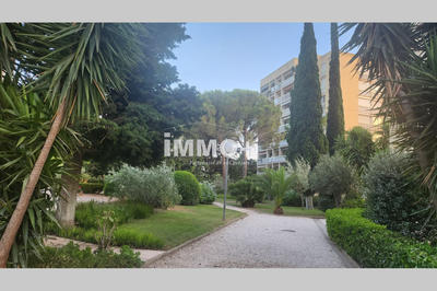 Appartement - 87 m² - 4 pièces