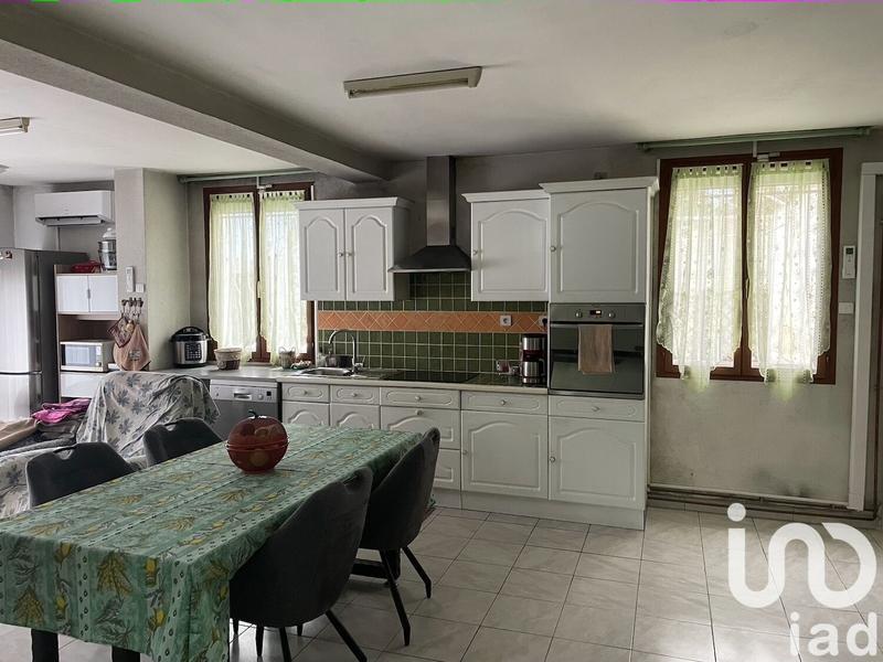 Maison - 167 m² - 9 pièces