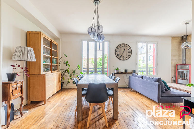 Maison - 133 m² - 8 pièces
