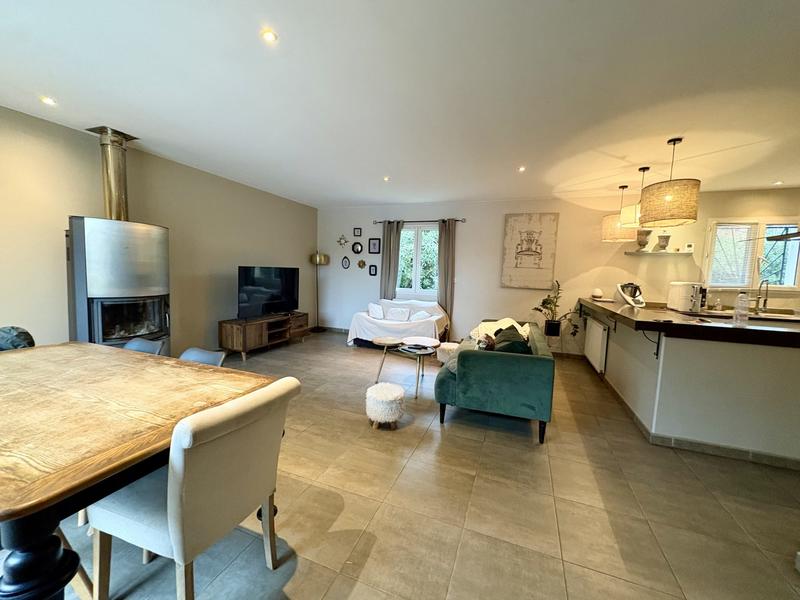 Villa - 104 m² - 4 pièces