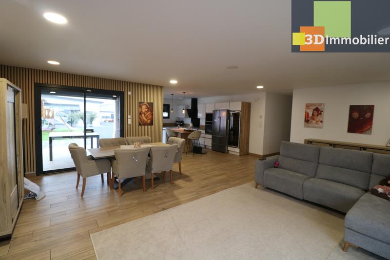 Maison - 143 m² - 6 pièces