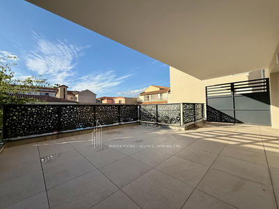 Appartement - 90 m² - 4 pièces