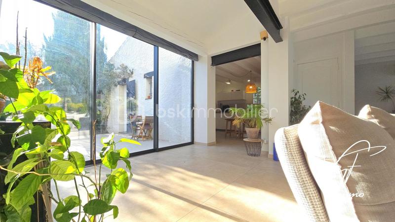 Villa - 201 m² - 7 pièces