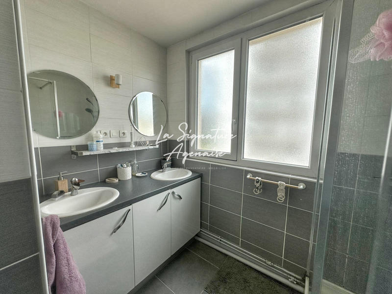 Appartement - 85 m² - 3 pièces