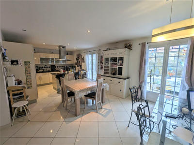 Maison - 160 m² - 6 pièces
