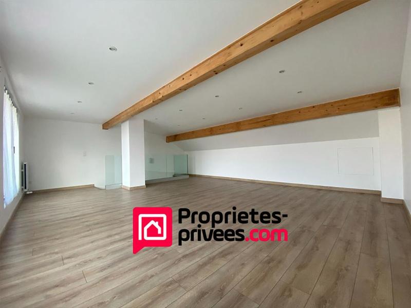 Maison - 218 m² - 9 pièces