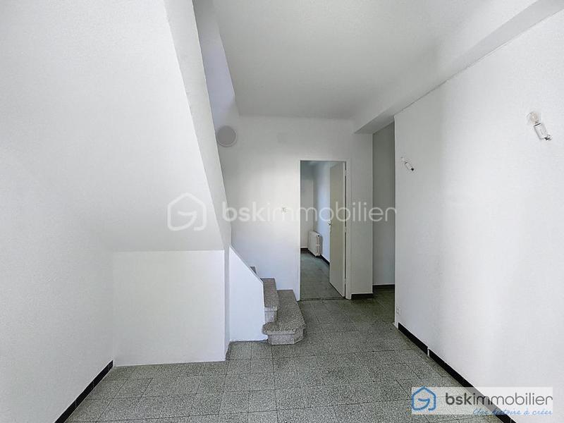 Maison - 174 m² - 7 pièces