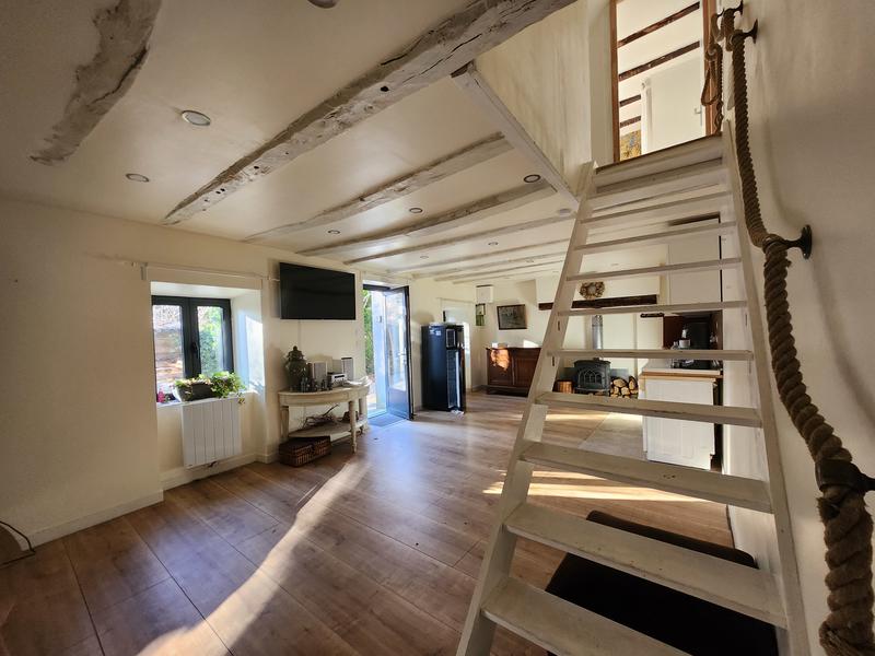 Propriété - 248 m² - 11 pièces