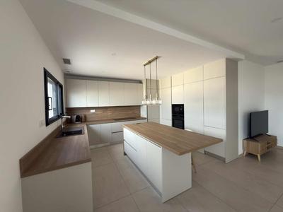 Villa - 110 m² - 4 pièces