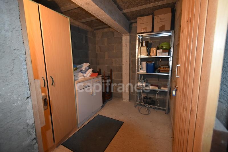 Studio - 25 m² - 1 pièce