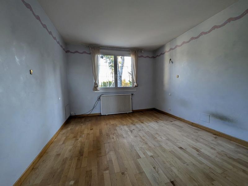 Maison - 180 m² - 6 pièces