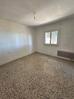 Appartement - 81 m² - 3 pièces