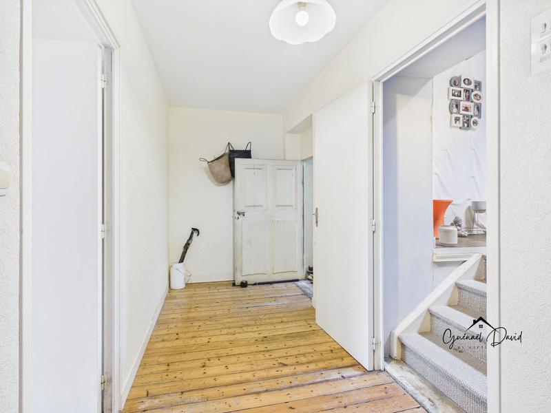 Maison - 148 m² - 8 pièces