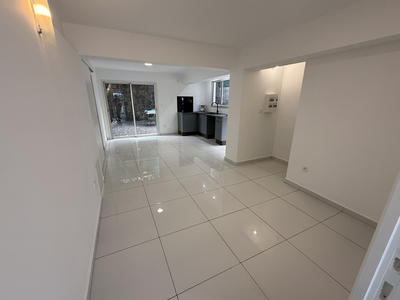 Appartement - 104 m² - 6 pièces