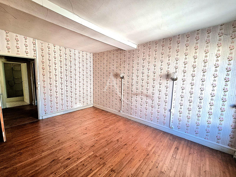 Immeuble - 170 m² - 9 pièces